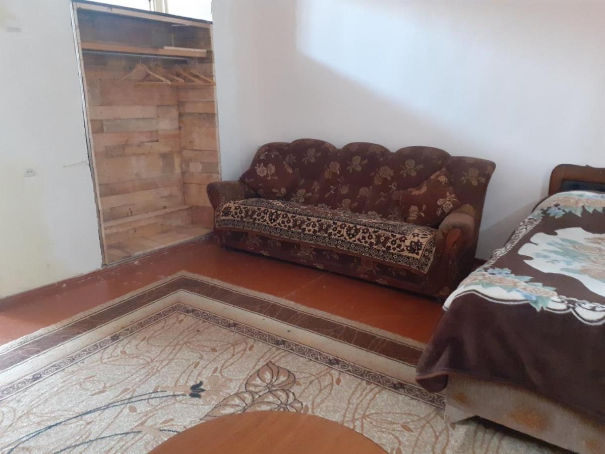 Apartmán Tnak Kad Dilidžan Exteriér fotografie